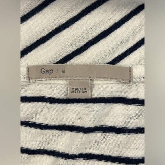 Gap Women’s Black/White Striped Lime Green Bead Studded Modal T-Shirt Top Size M - Picture 6 of 8